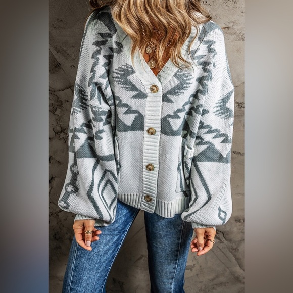 Printed Button Up V-Neck Long Sleeve Cardigan - Picture 4 of 4